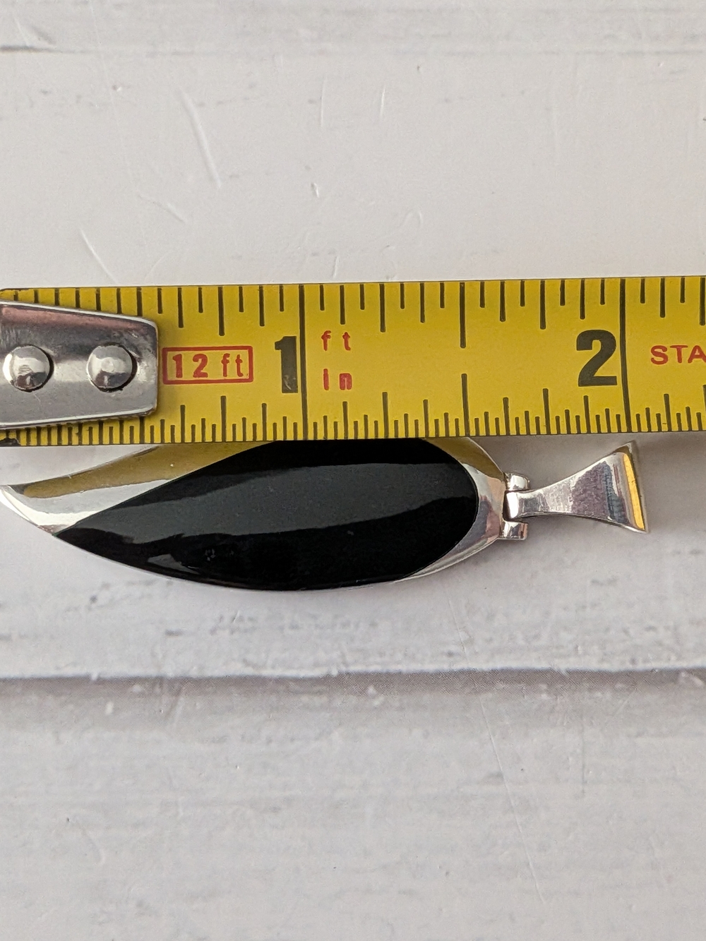 Handcrafted Vintage Artisan Sterling Silver Onyx Leaf Pendant - Picture 4 of 4